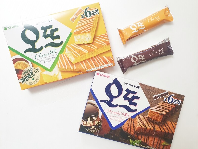 どのスーパーにも必ず売っているお馴染みのお菓子。手軽に食べられるプチケーキです