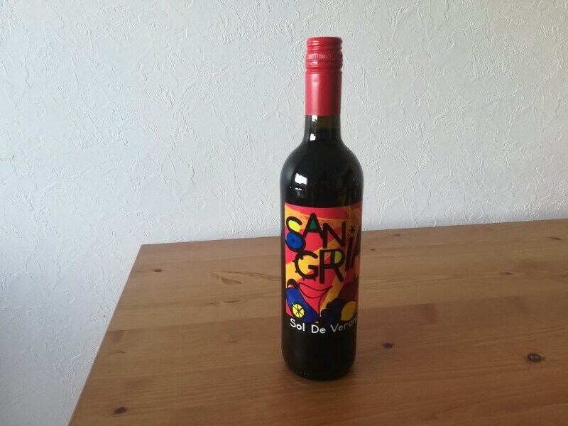 カルディの「ソル・デ・ベラーノ サングリア 赤」