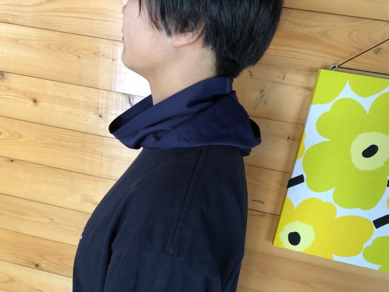 首につけて日焼け防止に