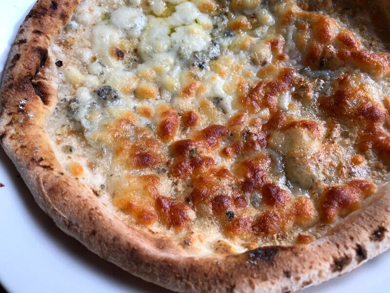 思ったよりもクセのないチーズ