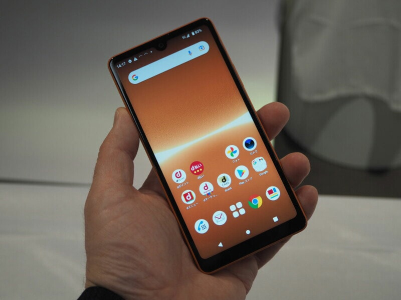 バッテリーが長持ちすることを重視する機種が増えていることから、最近では「Xperia Ace III」のようなコンパクト端末でも4500mAhものバッテリーを備えている