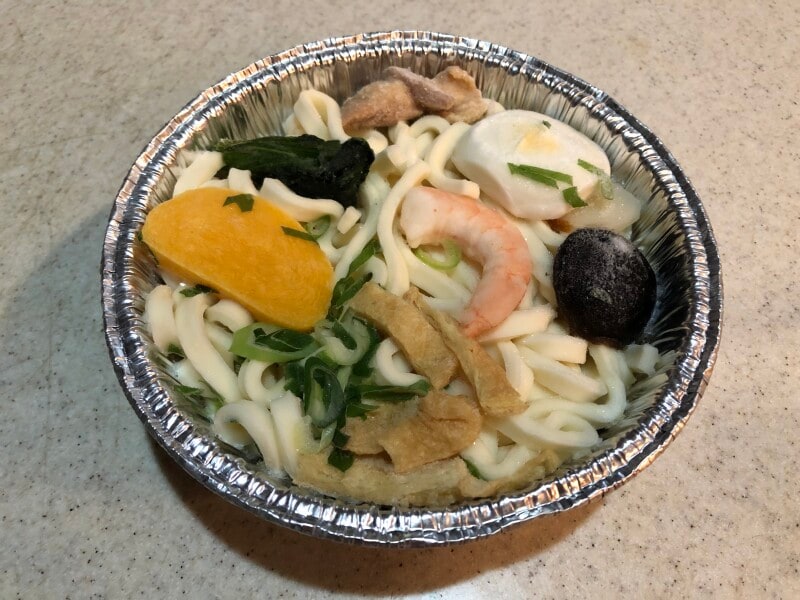 セブンイレブンの冷凍「7プレミアム 鍋焼うどん」は暑い日でも食べたい