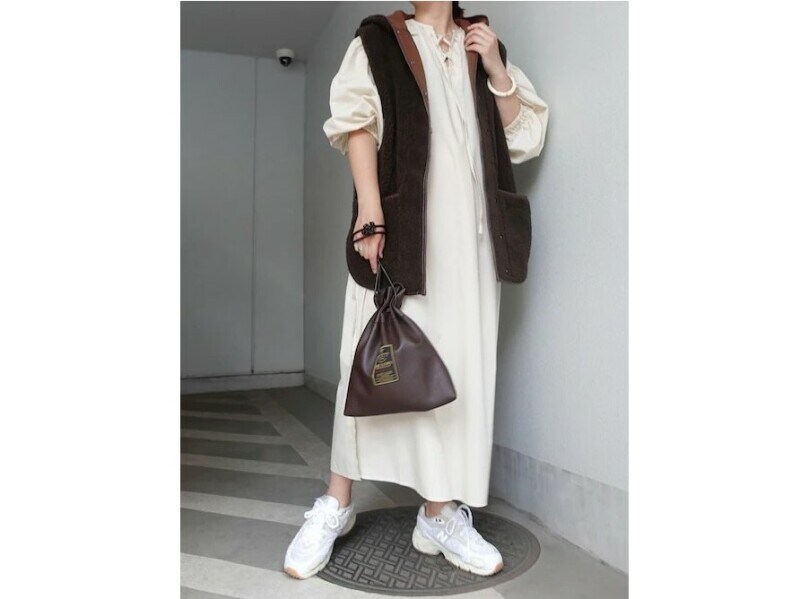 少しボリューミーなシルエットが可愛い「ニューバランス」 出典:WEAR