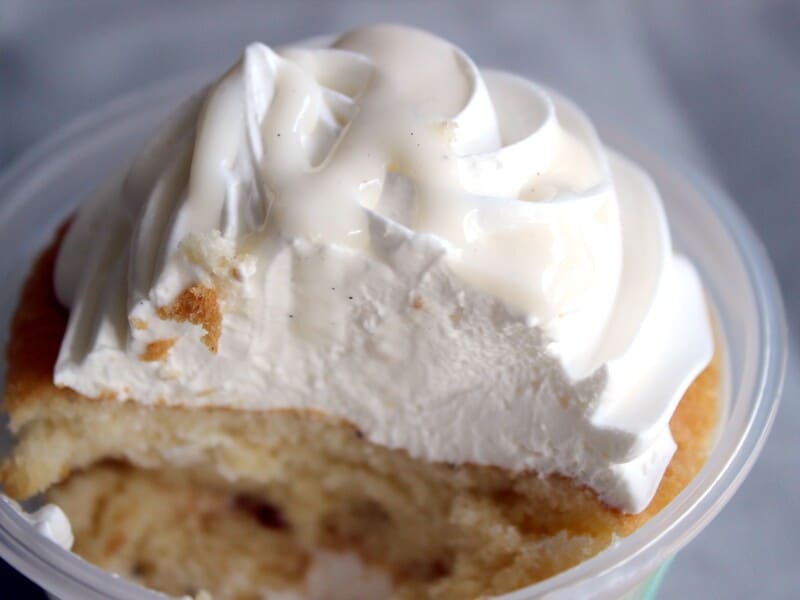 おぼれクリームのバニラシフォンケーキ