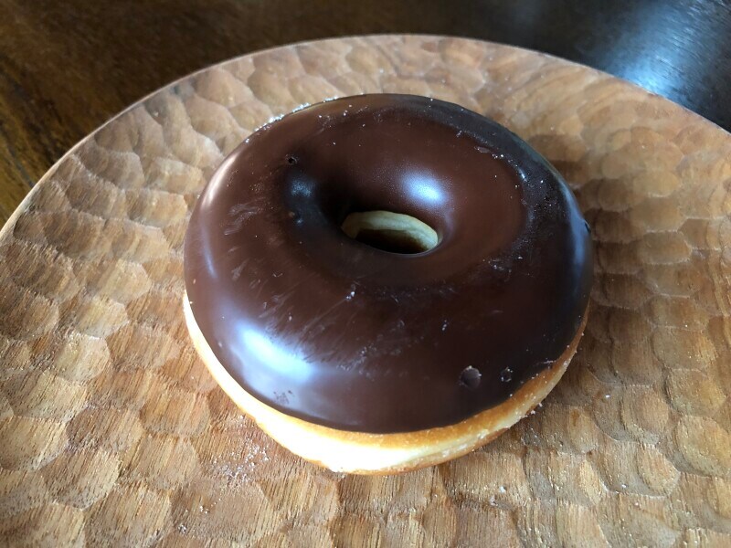 ミスドの「チョコリング」はシンプルが美味しい定番の味