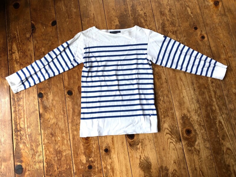 洋服は床置き撮影でも問題ないけれど、実際は迷ってしまう