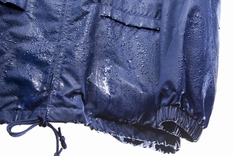 レインウェアの撥水加工を復活させる