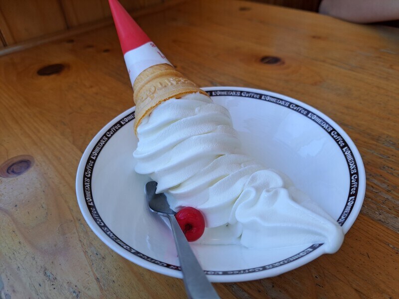 コメダ珈琲「ソフトクリーム」