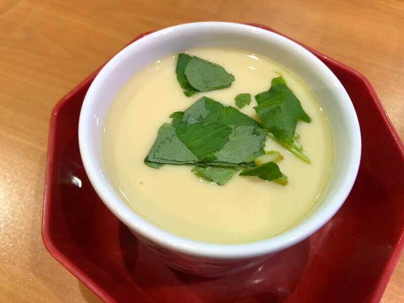 くら寿司の「特製茶碗蒸し」はそのままでもアレンジしても美味しくておすすめ