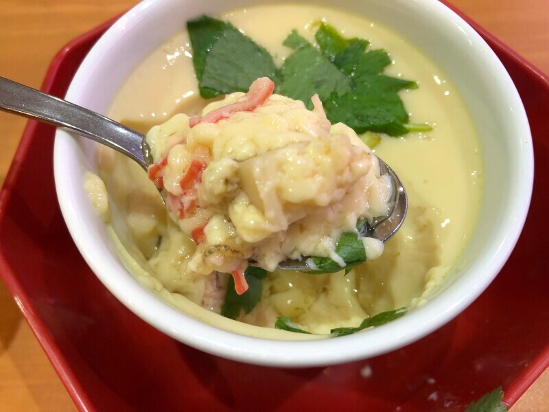 くら寿司の「特製茶碗蒸し」にはカニカマが入っている