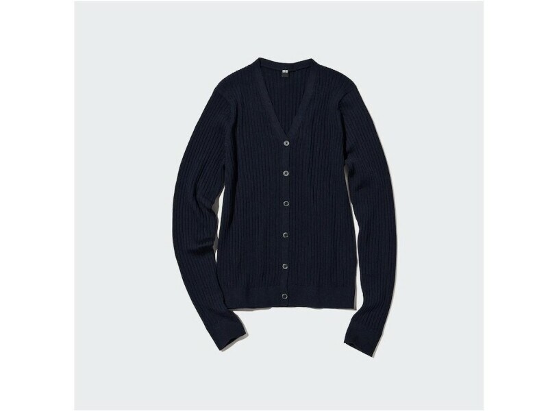 ユニクロ　エクストラファインメリノリブショートカーディガン　3990円（税込）