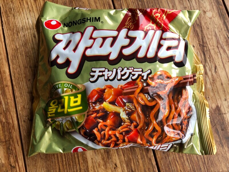 韓国のインスタント麺「チャパゲティ」