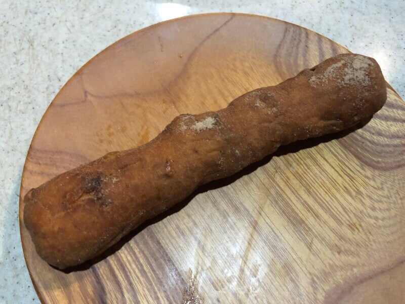 ミスドの「もっちりフルーツスティックシナモン」はシナモンたっぷり