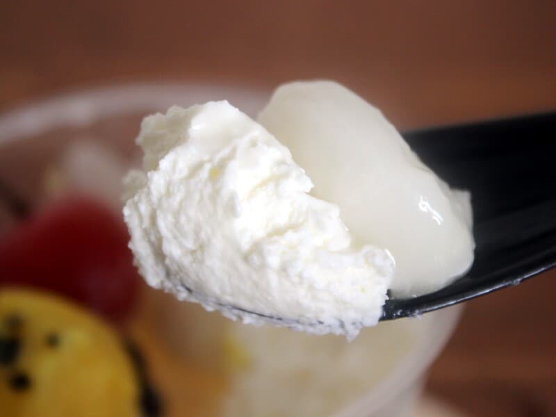 芋餡と白玉のあんみつ