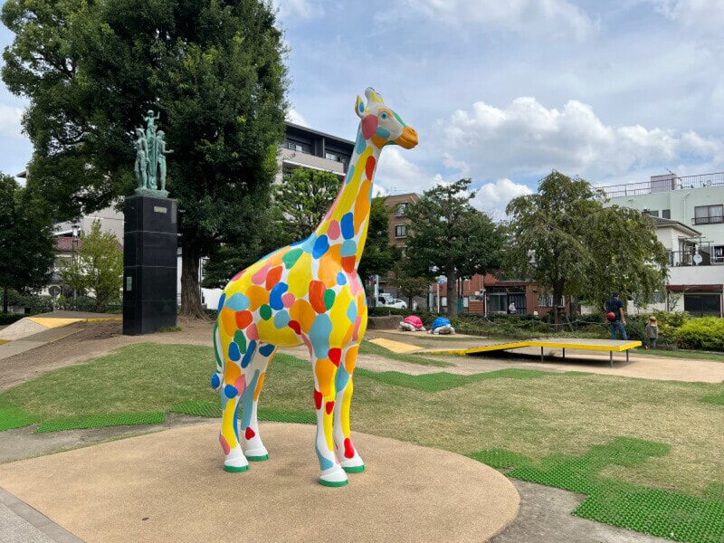 同じ場所からiPhone 13 Proの広角カメラで撮影した写真