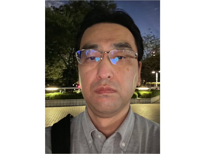 同じ条件でiPhone 13 Proのフロントカメラを使って撮影した写真