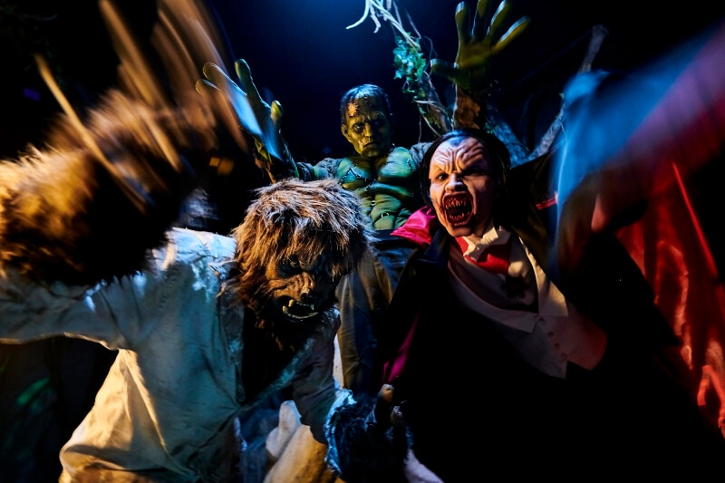 ホラーアトラクション