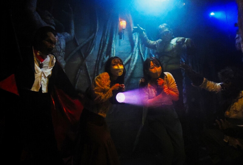 ホラーアトラクション