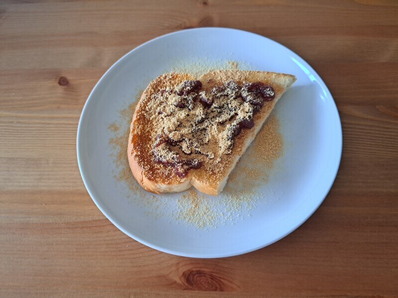 コメダ珈琲の「小倉トースト」