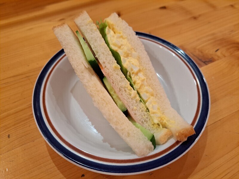 コメダ珈琲の「ミックスサンド」