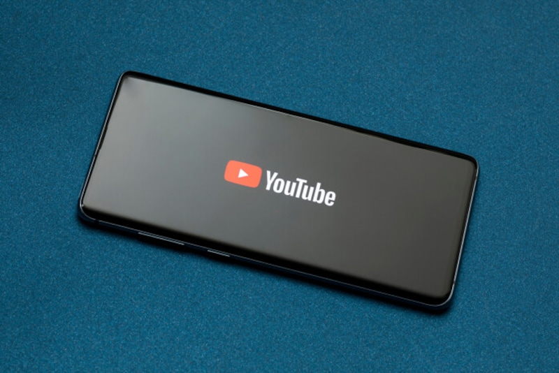YouTubeをスマホのブラウザで見たい! やり方は?