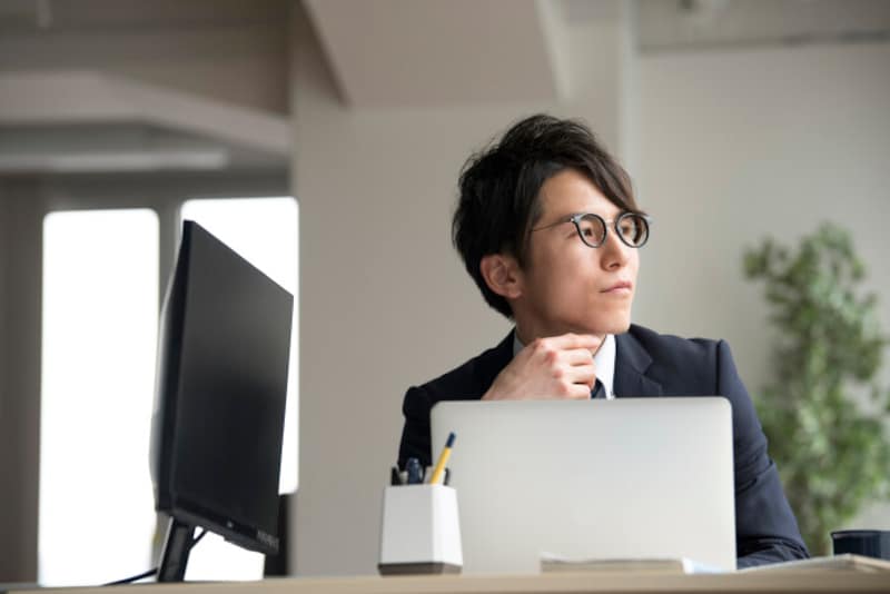 年金を月14万円もらえる現役時代の収入はいくら？