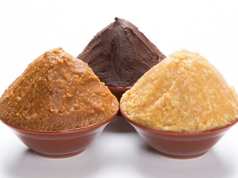 味噌は色、麹、味などで種類が分かれます