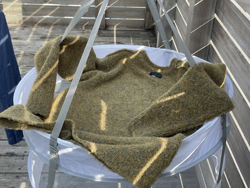 3COINSの平干し用の洗濯ネット