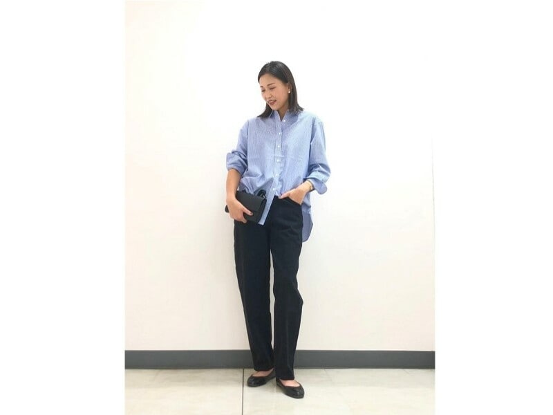 長めの丈感で一枚でもサマになる美シルエット 出典:StyleHint