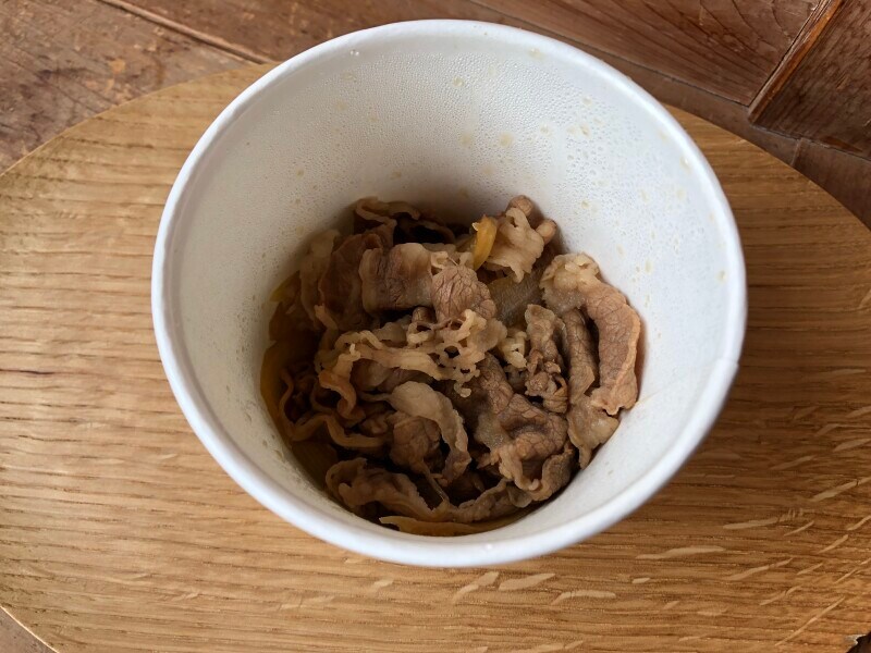 吉野家の「肉だく」（テイクアウト）