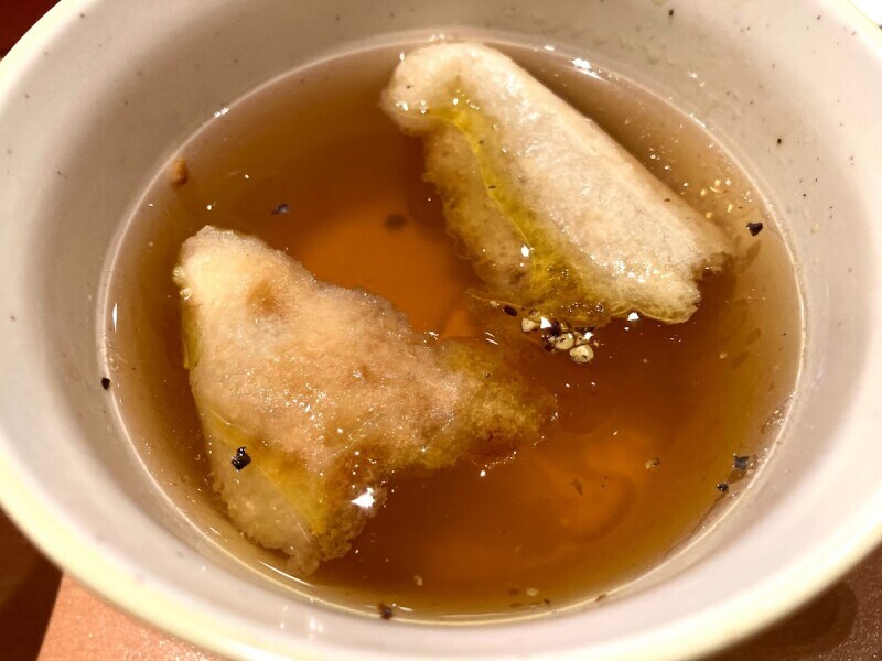 サイゼリヤの「プチフォッカ」にしみ込ませてクルトン風に