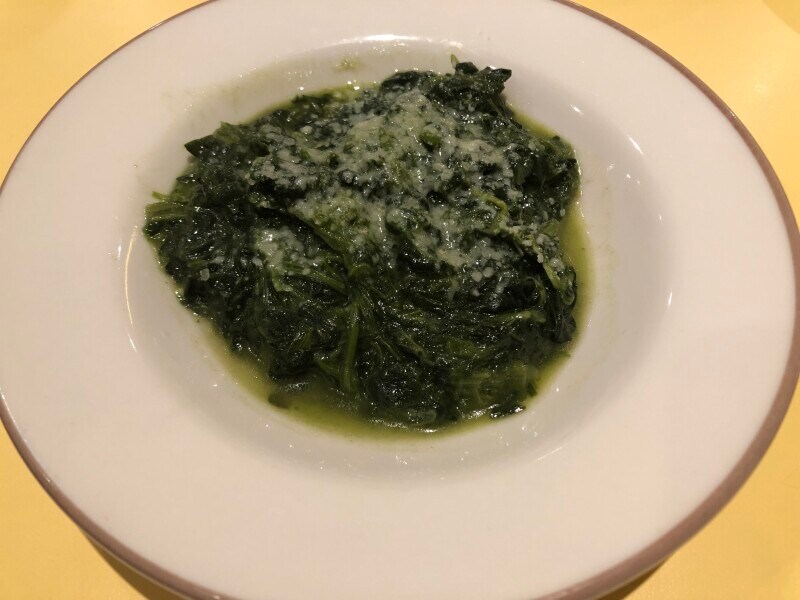 サイゼリヤの「ほうれん草のくたくた」