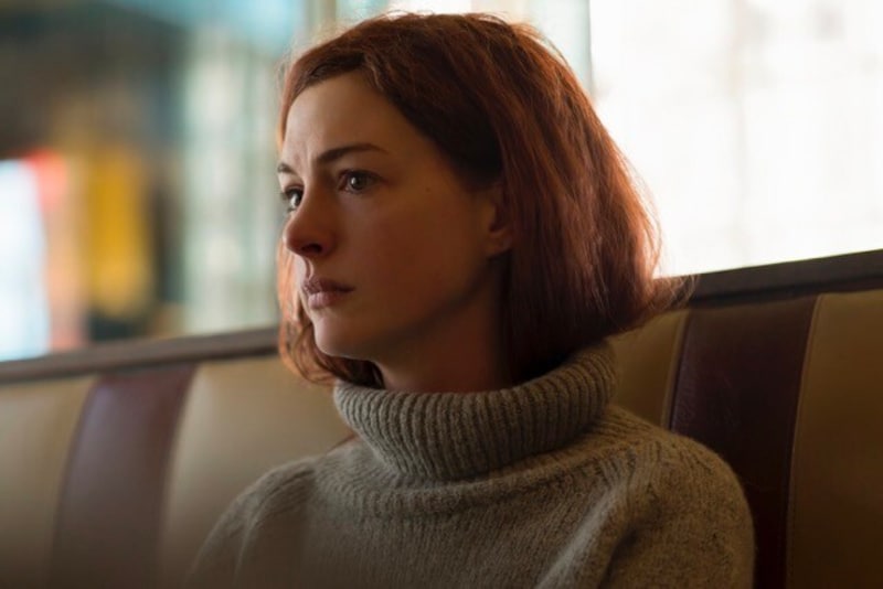 モダンラブ アン・ハサウェイ