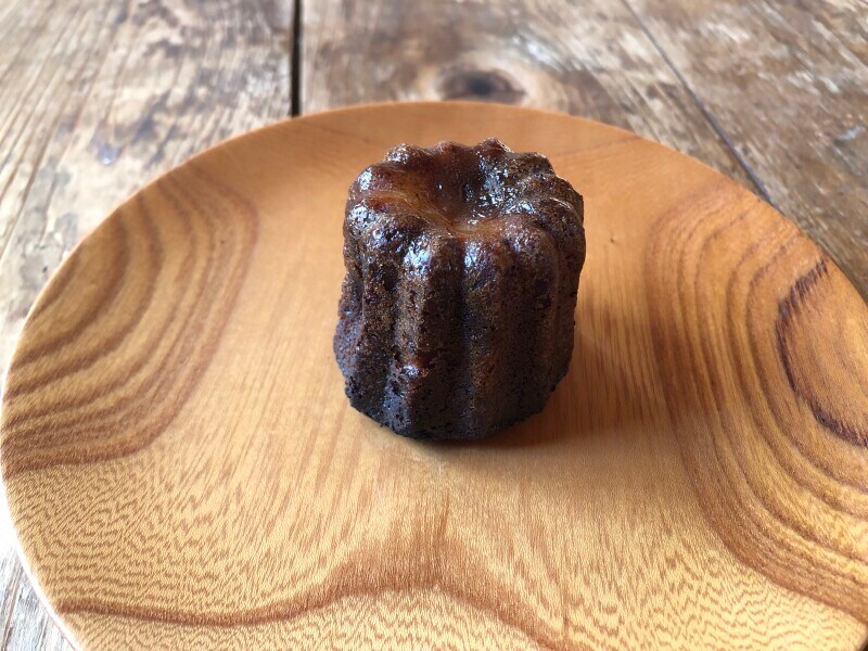 ローソンの「濃密カヌレ」は爆発的人気のスイーツ