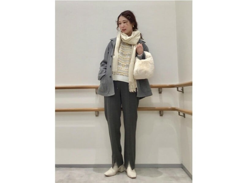 ショートブーツやボリュームスニーカーなど甲の部分が高いシューズとも相性よし　出典：StyleHint