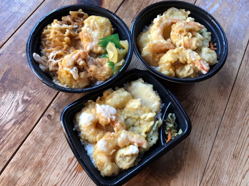 ほっともっとの「天丼」は「海鮮天丼」「上・海鮮天丼」「海鮮天とじ丼」の3種