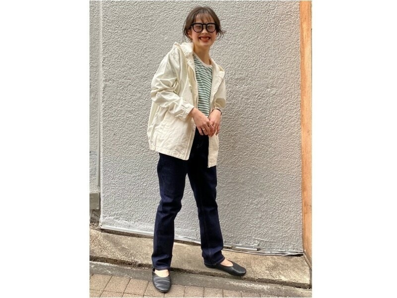 インナーにも一枚でも着られるボーダーカットソーは何枚あってもよし 出典:StyleHint