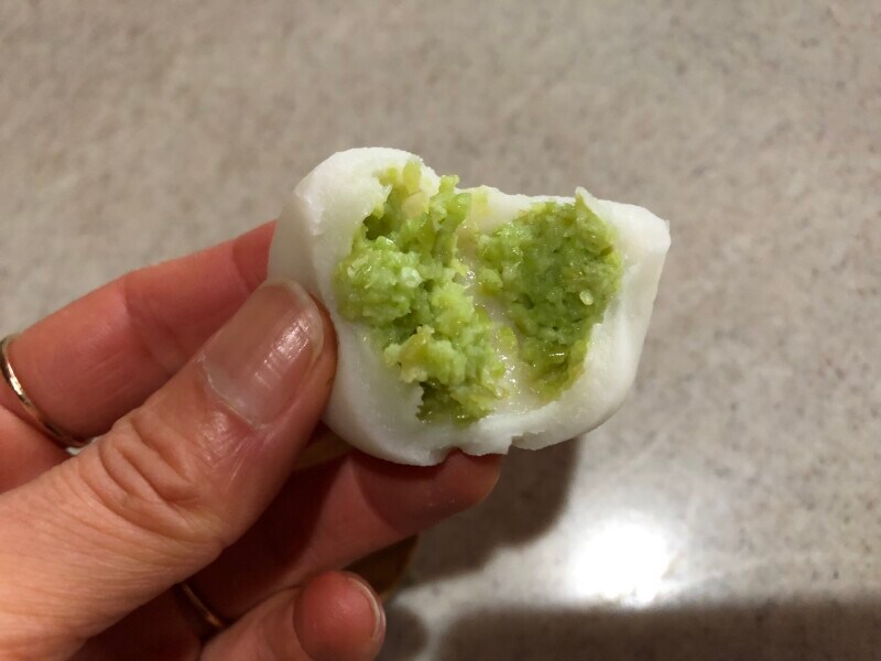 解凍した業務スーパーの「ずんだ餅」