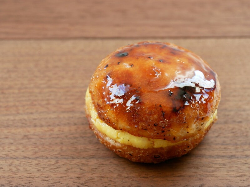 ドーナツ(ブリュレ)(税込227円)