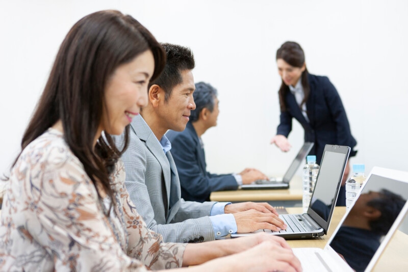 65歳 収入 学び 職業