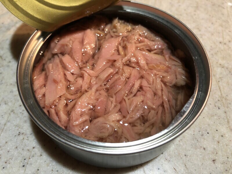 ドン・キホーテの「ライトツナフレーク かつお 10缶パック」は油っぽさはある