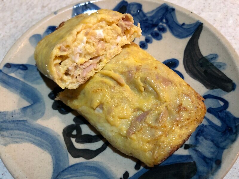 ドン・キホーテの「ライトツナフレーク かつお 10缶パック」を使った卵焼き