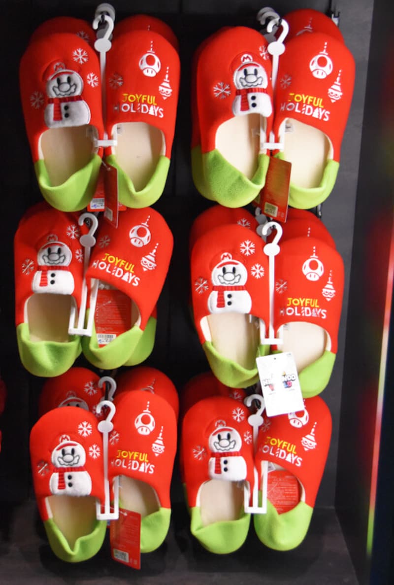 クリスマス限定グッズ