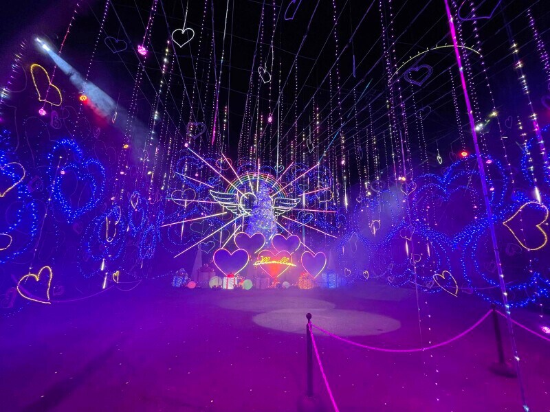 「ハートフルイルミネーション」のショータイム