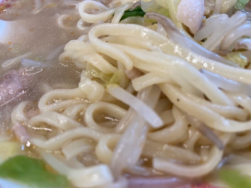 麺少なめでも十分満足できる