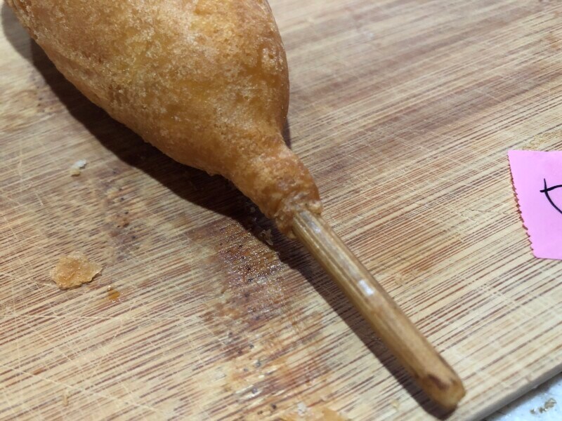 串についている衣（かたくなっている部分）もカリカリ