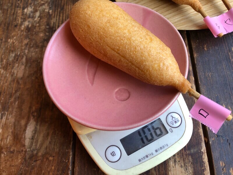 ローソンの「ジャンボアメリカンドッグ」は106gだった