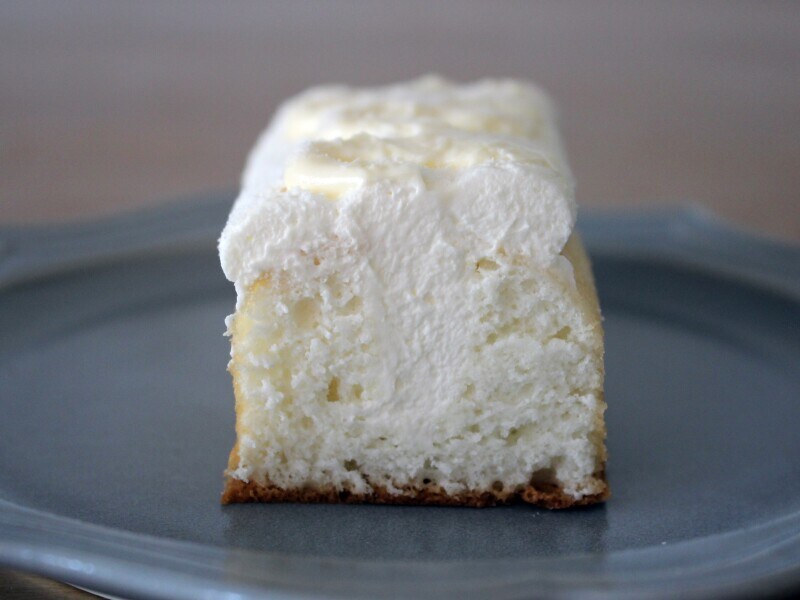 ローソン「MILKシフォンケーキ みるく＆バター」