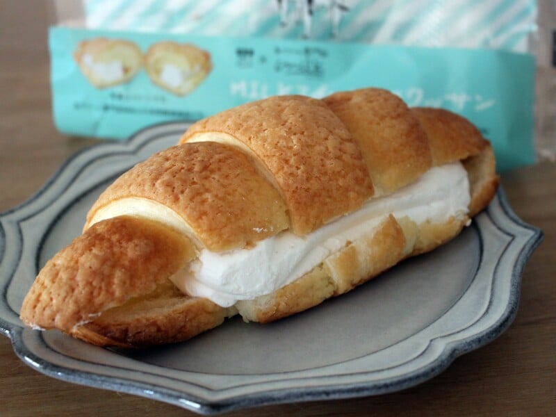 ローソン「MILKスイートクロワッサン」