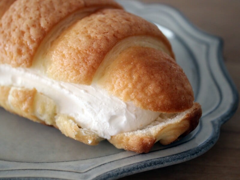 ローソン「MILKスイートクロワッサン」